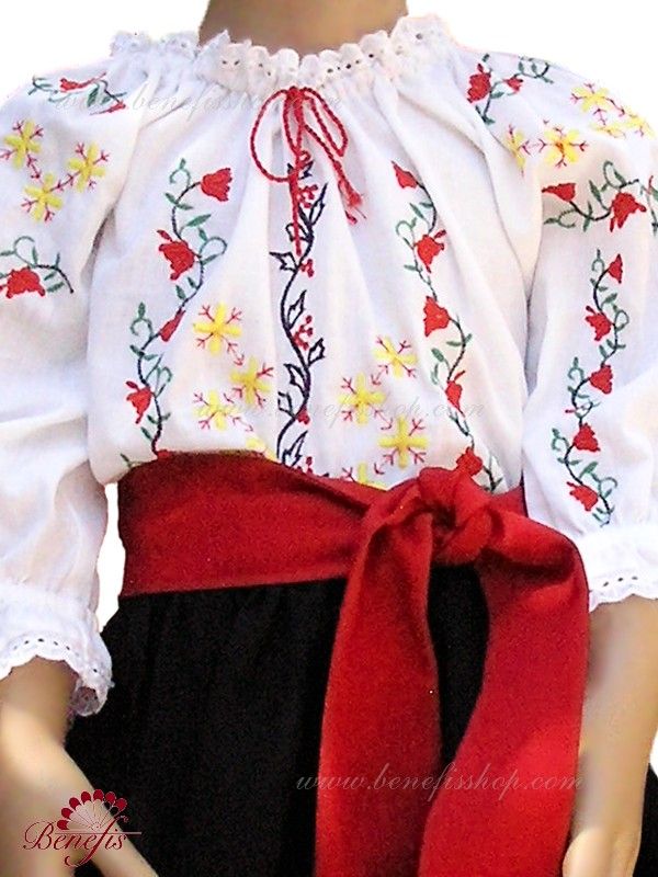 Moldavian national costume (Child) J 0003  