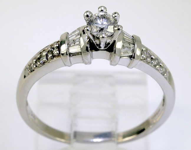 STUNNING .40CT ROUND BAGUETTE 15 DIAMOND PLATINUM ORNATE ENGAGEMENT 