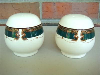 Noritake Keltcraft Wicklow Green Salt & Pepper Rare WOW  