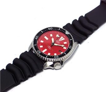 SEIKO DIVERS WATCH 4 MEN 7002 RED DIAL #311  