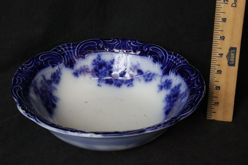 L393 WOOD & SON 1890s VICTORIA PATTERN FLOW BLUE DEEP SCULPTED SERVING 