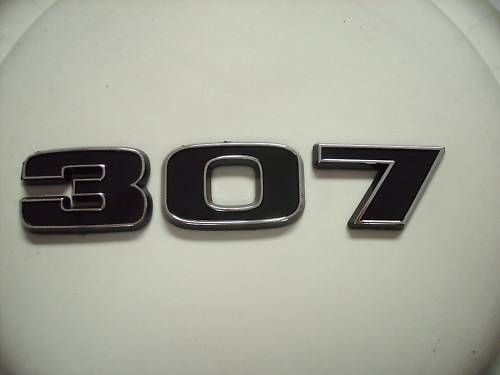 NEW 307 EMBLEMS CHEVY   BLACK  