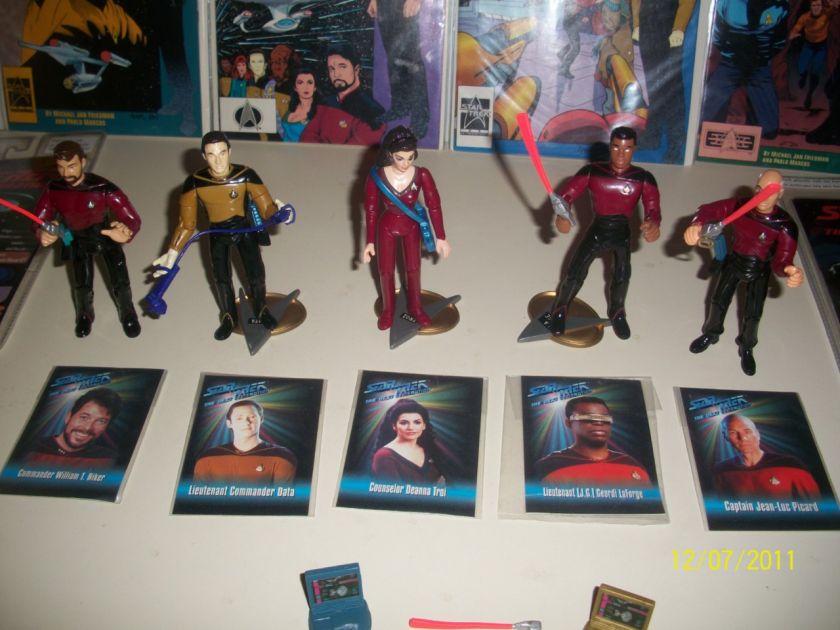 VINTAGE STAR TREK, ACTION FIGURES, COMIC BOOKS, TRADING CARDS, TALKING 