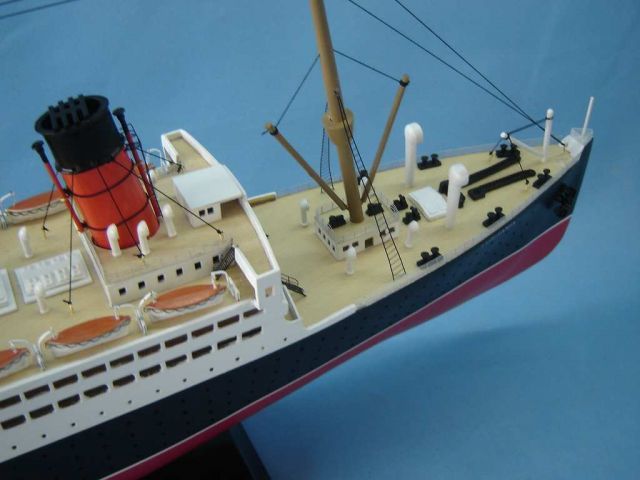 Lusitania Limited 40 Cruise Ship Model Ship Model  