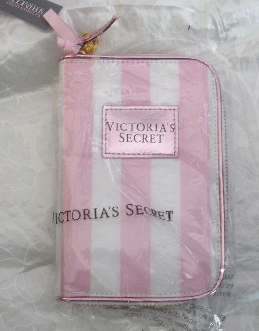 LOT 2 BRAND NEW VICTORIA SECRET CLUTCH AND MAKEUP BRUSH SET  