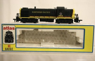 Kato HO Gauge Northern Pacific #862 Diesel Locomotive in Atlas Box 
