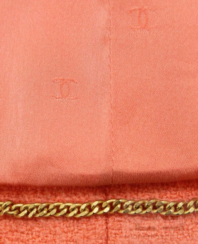 Chanel Coral Boucle Wool Double Breasted Jacket 97C Size 36  