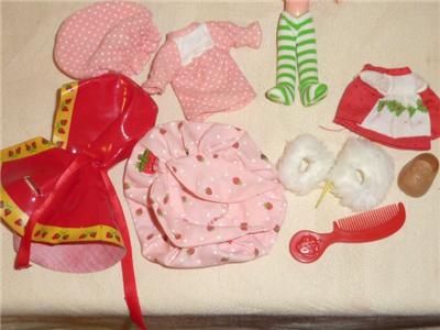 Strawberry Shortcake Doll 1979 CUSTARD CAT RAINCOAT PJs  