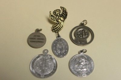 VINTAGE LOT OF CHRISTIAN CATHOLIC MEDALS MIXED ITALIAN & AMERICAN 