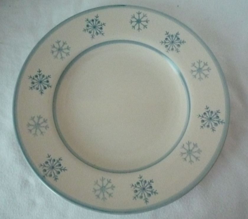   NORFOLK BLUE & OFF WHITE SNOWFLAKES CHRISTMAS 11 DINNER/SERVING PLATE