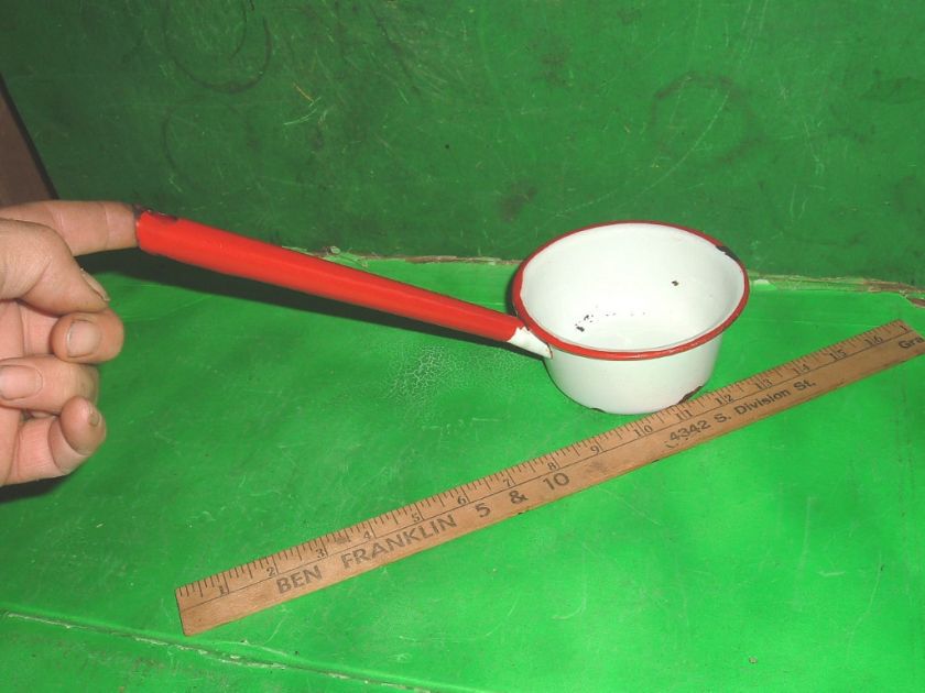   porcelain enamel pan red white well bucket drinking dipper sipper