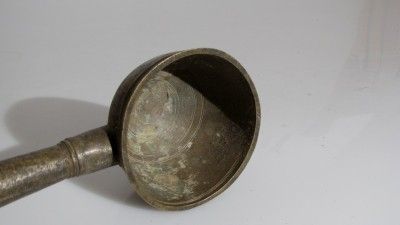 ANTIQUE BRASS GUNPOWDER MEASURE FOR A CANNON  