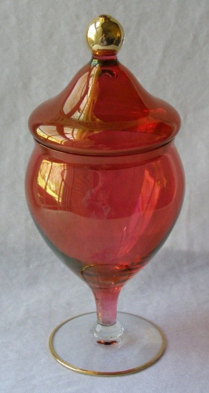 LOVELY VINTAGE CRANBERRY GLASS COVERED CANDY BOWL  