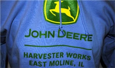 JOHN DEERE HOODIE LONG SLEEVE LAVENDER AND GREEN Sz L  