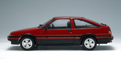 TOYOTA SPRINTER TRUENO GT APEX (AE86)(RED)