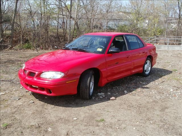 Pontiac  Grand Am GT in Pontiac   Motors