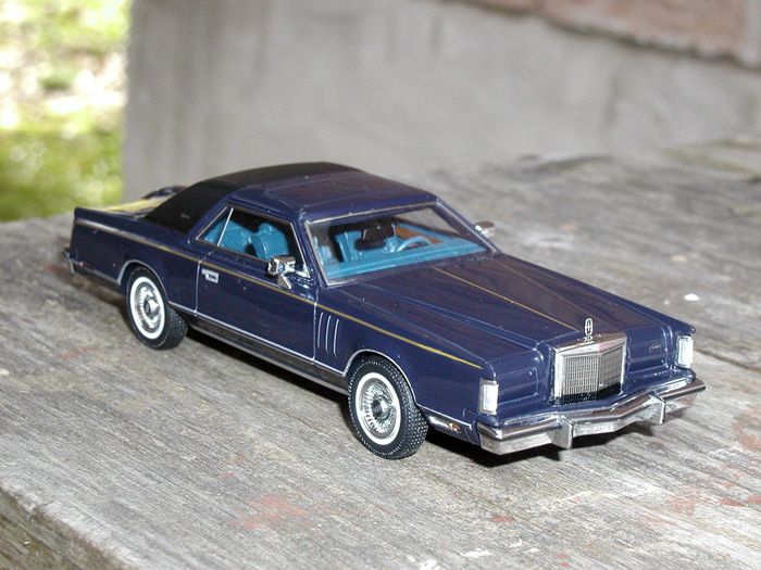 LINCOLN CONTINENTAL MKV 1979 Blue 1/43 PREMIUMX  