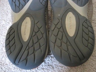 Womens Merrell Encore Breeze 2 slip ons sz 8  