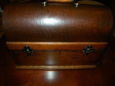 Circa 1898 Early Edison Suitcase Home Cylinder Phonograph  