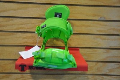   womens Elements Green size Large Bindings tech nine snowboard  