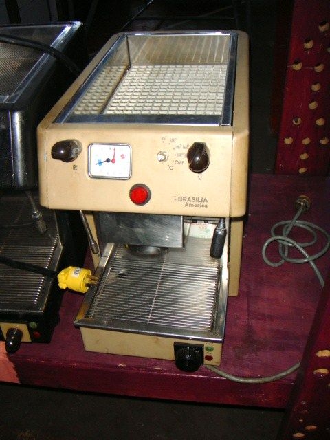 21 Brasilia Espresso Cappuccino Machines  