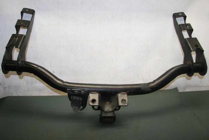 GM Trailer Receiver Hitch 15036675  