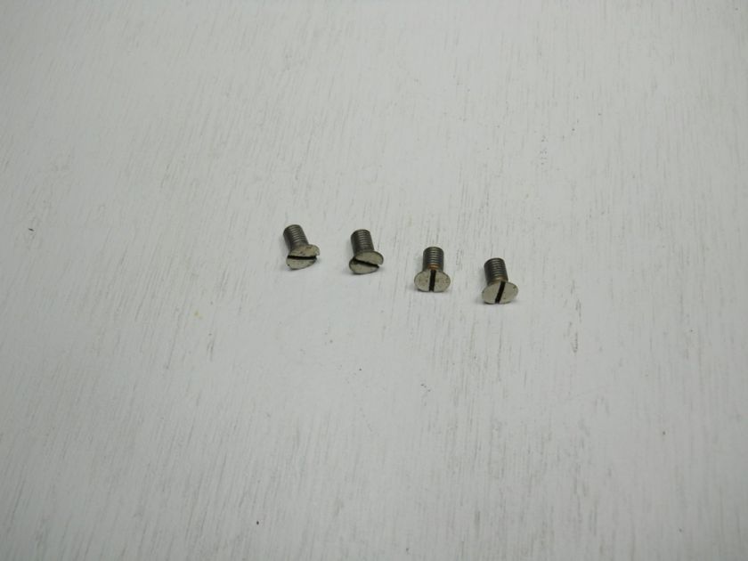 SINGER SEWING MACHINE MODEL 101 BED COVER SCREWS  