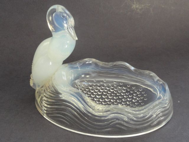 Art Deco VERLYS Signed Opalescent Duck Soap Dish  